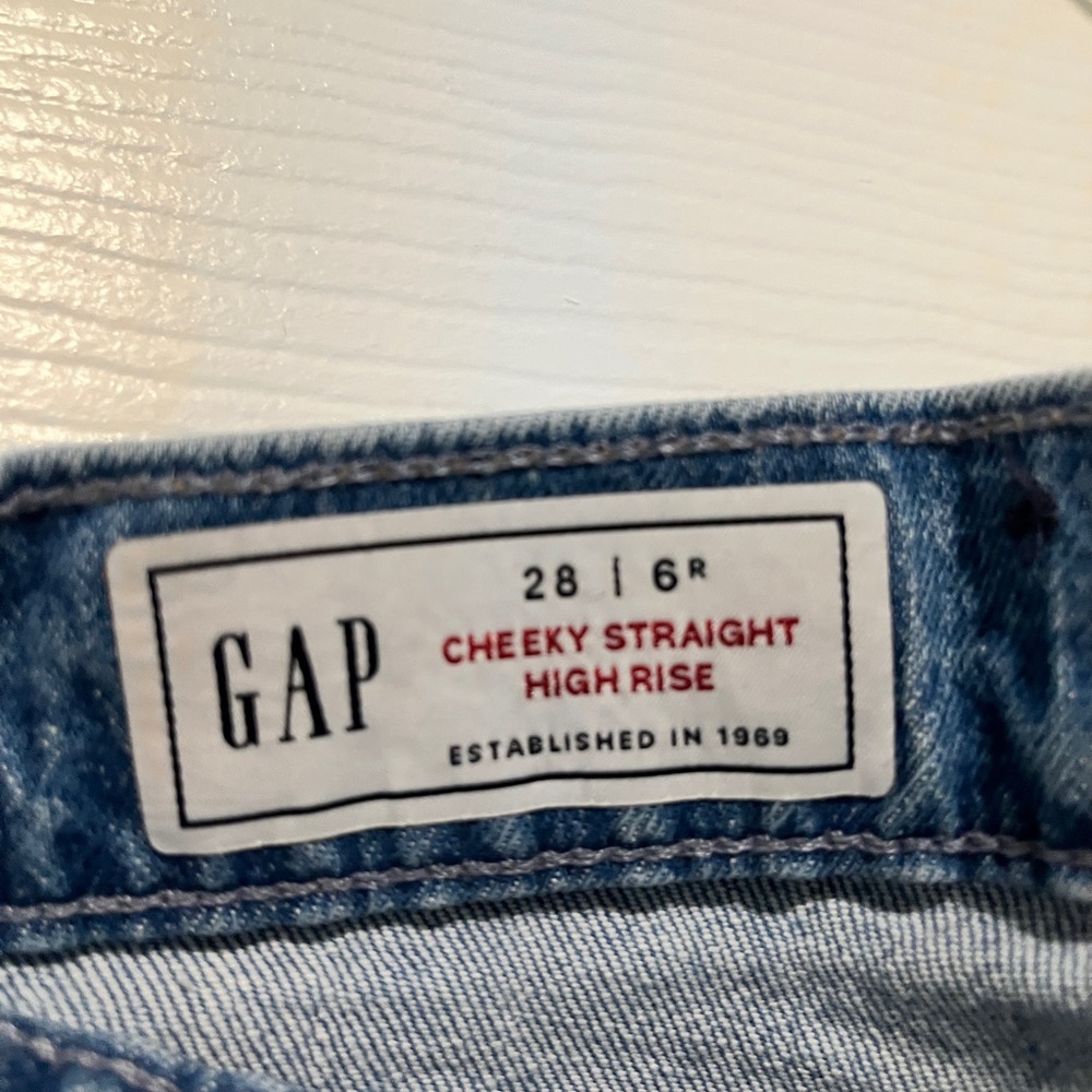 Gap Cheeky Straight High Rise Jean